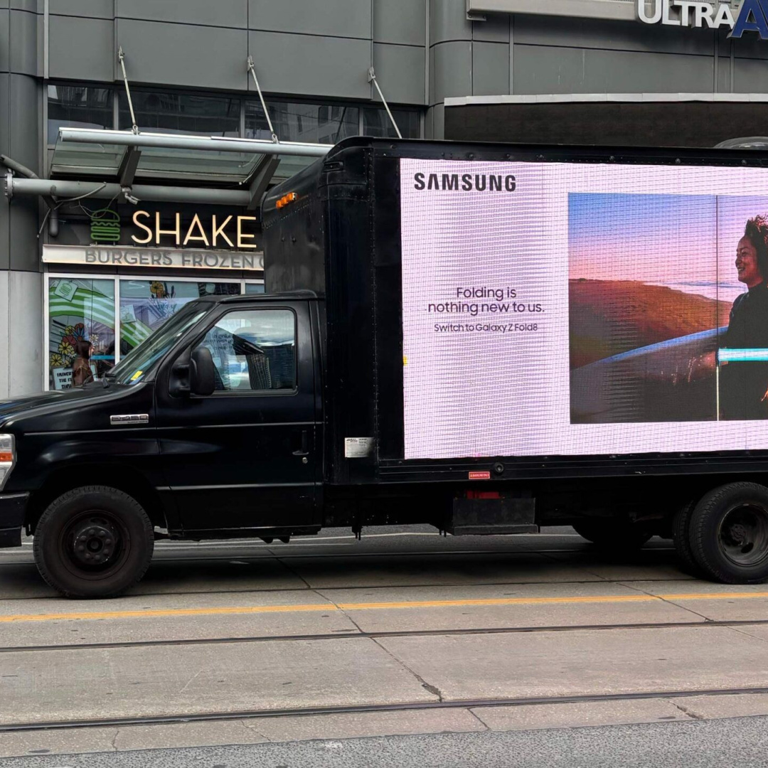 Samsung Launches Dating App Algorithm To Identify Men Who Hate iPhone Duo Owners